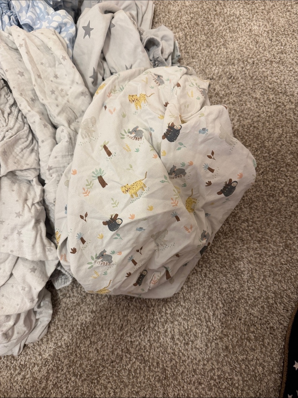 Crib sheets - Picture 2 of 5